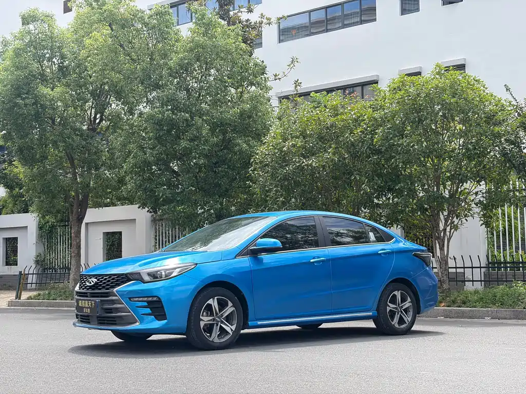 Chery Arrizo 5 PLUS