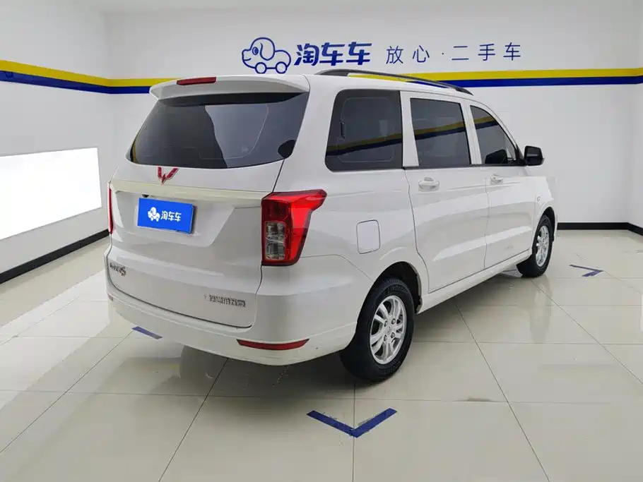 Wuling Hongguang — миниатюра 3