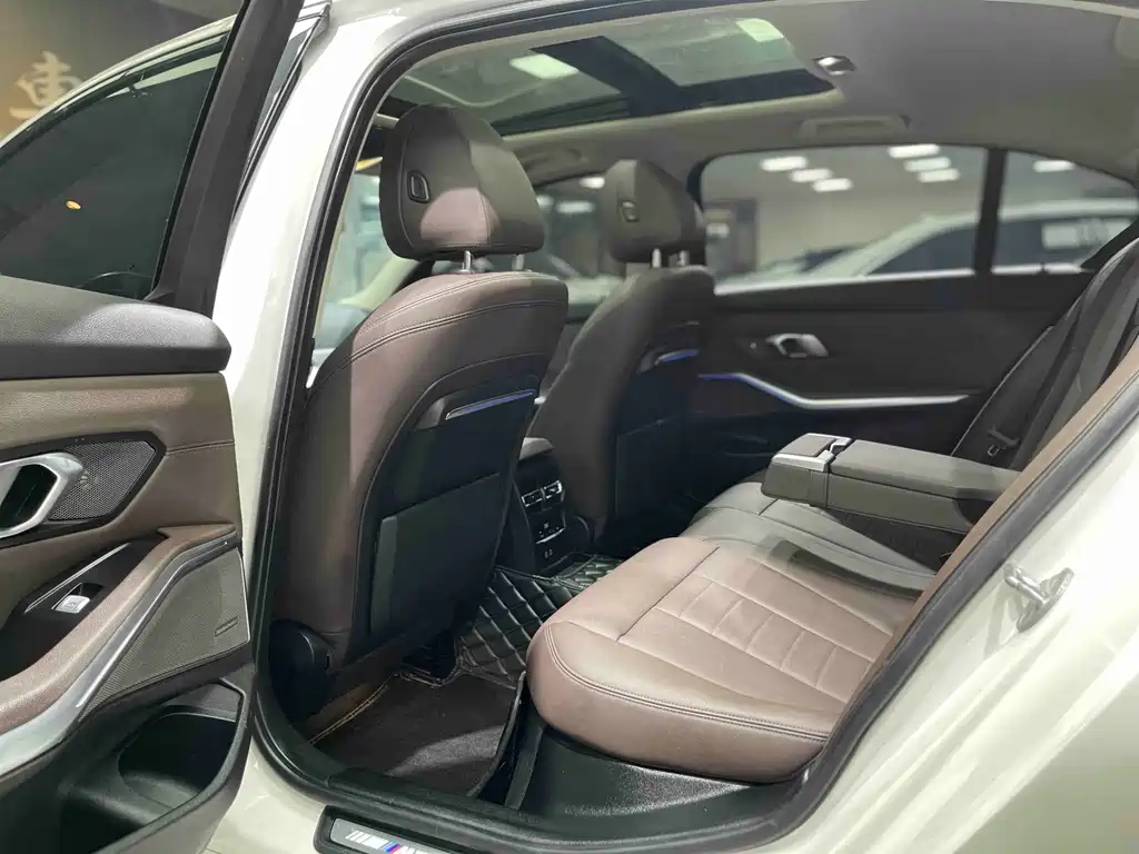 BMW 3 Series — миниатюра 13