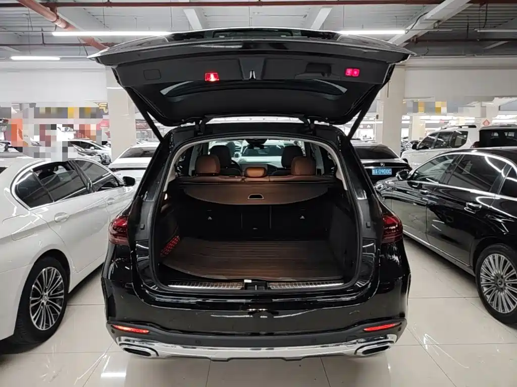 Mercedes-Benz GLE (Import) — миниатюра 19