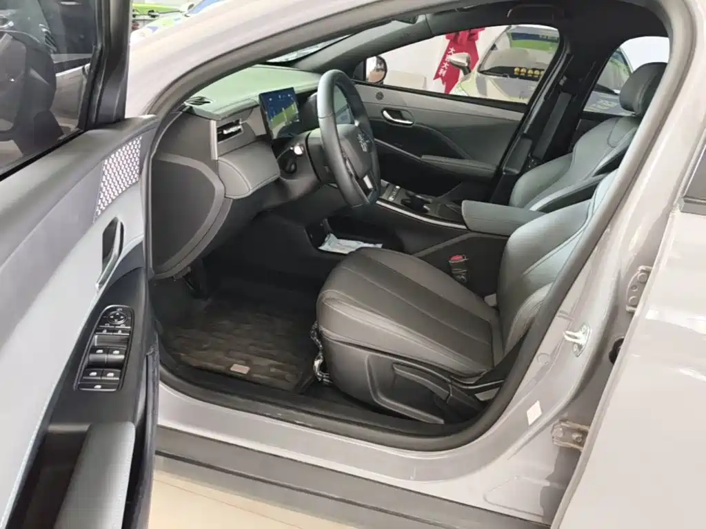 BYD Qin PLUS — миниатюра 16