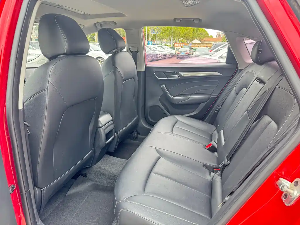 Roewe i6 Classic — миниатюра 9