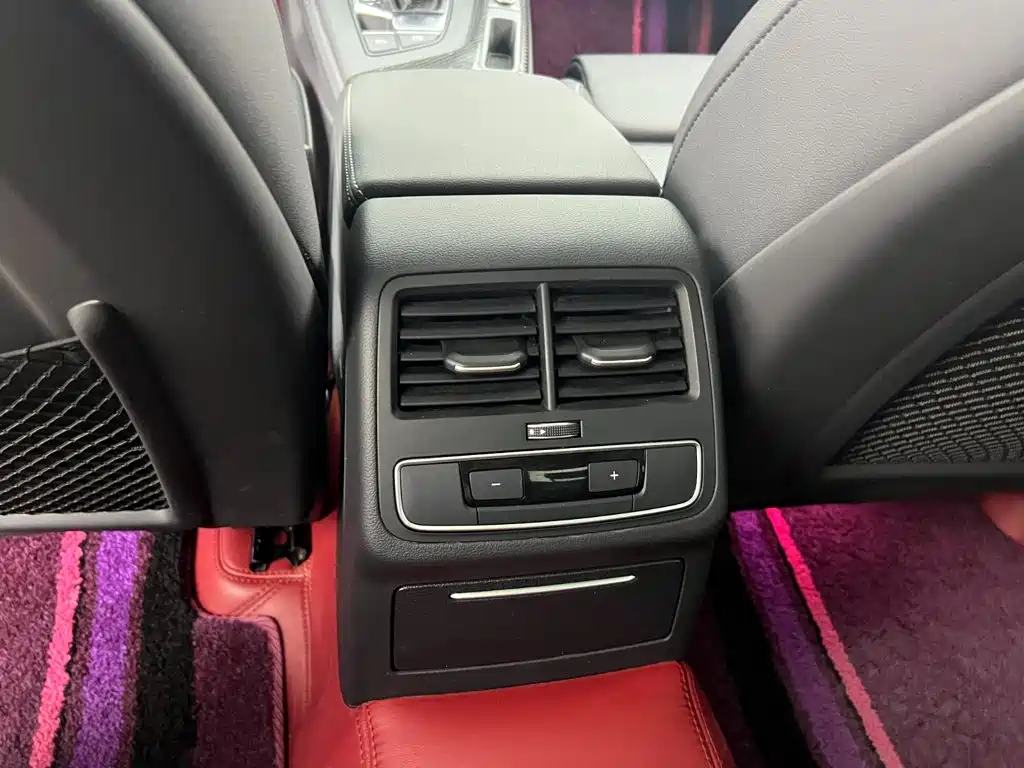 Audi A4L — миниатюра 8