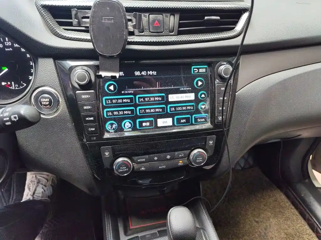 Nissan X-Trail — миниатюра 9