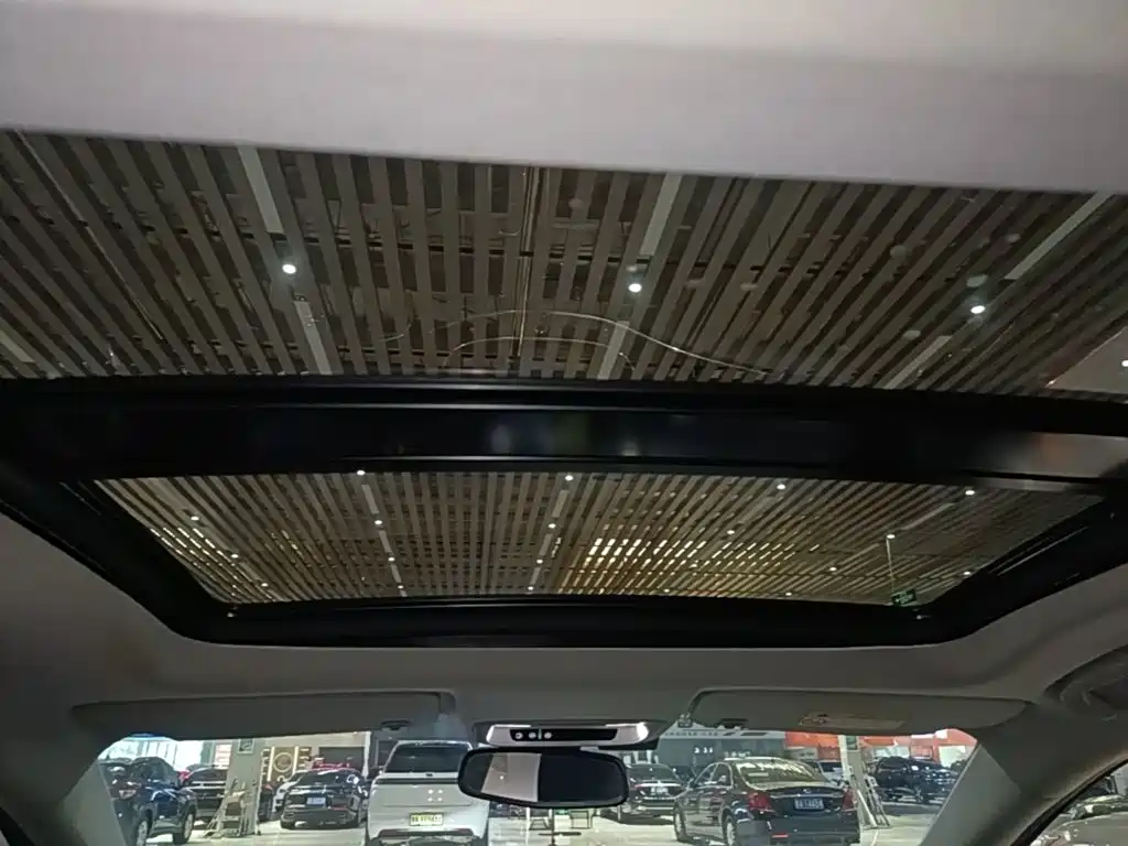Buick LaCrosse — миниатюра 18