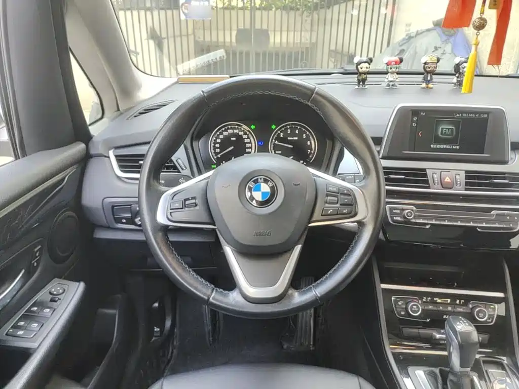 BMW 2 Series Active Tourer — миниатюра 11
