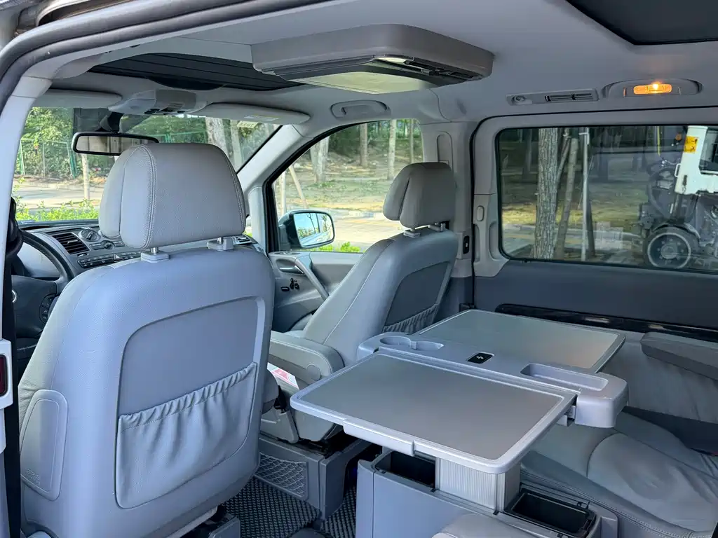 Mercedes-Benz Viano — миниатюра 20