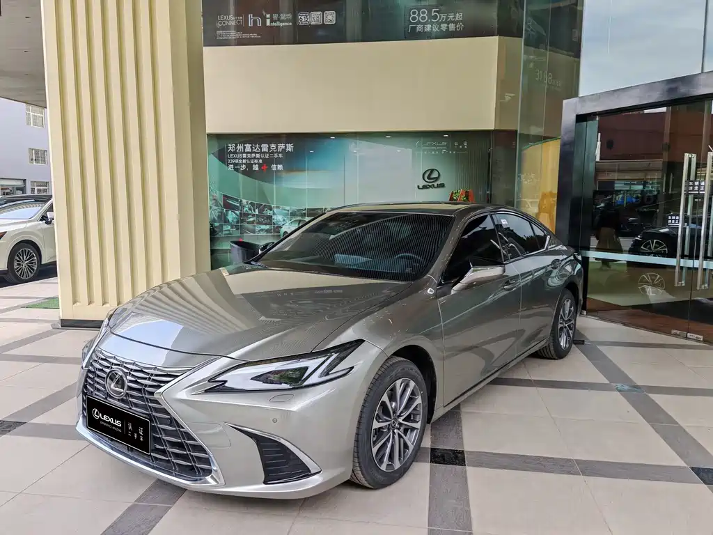 Lexus ES — миниатюра 6