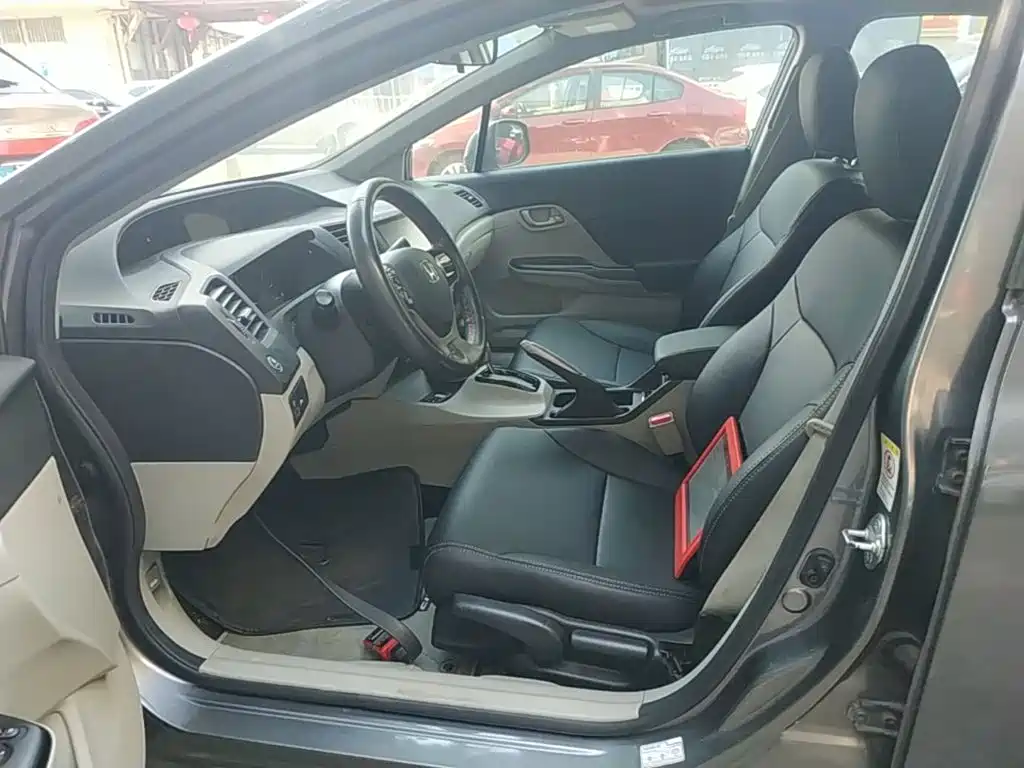 Honda Civic — миниатюра 15