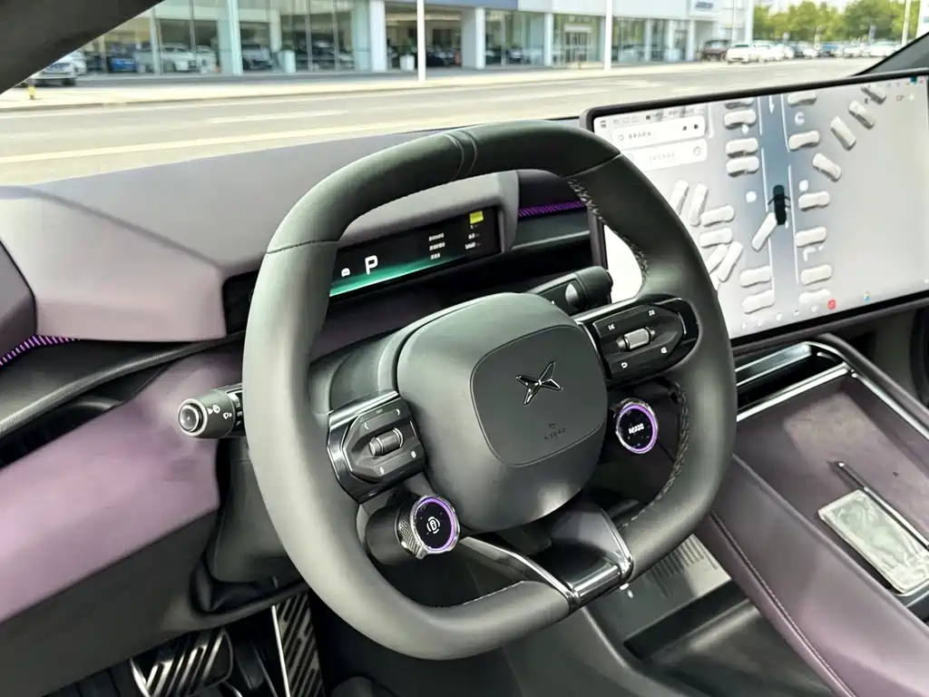XPeng P7 — миниатюра 7