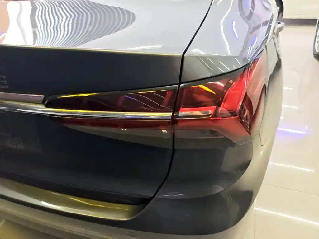Roewe i5 — миниатюра 8