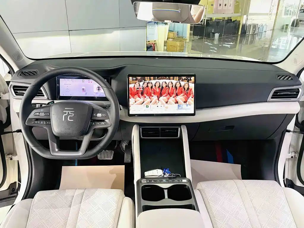 BYD Yuan UP — миниатюра 8
