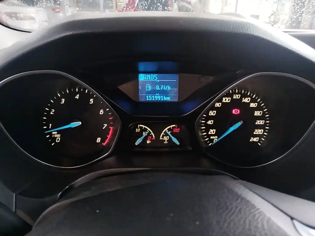 Ford Focus — миниатюра 16