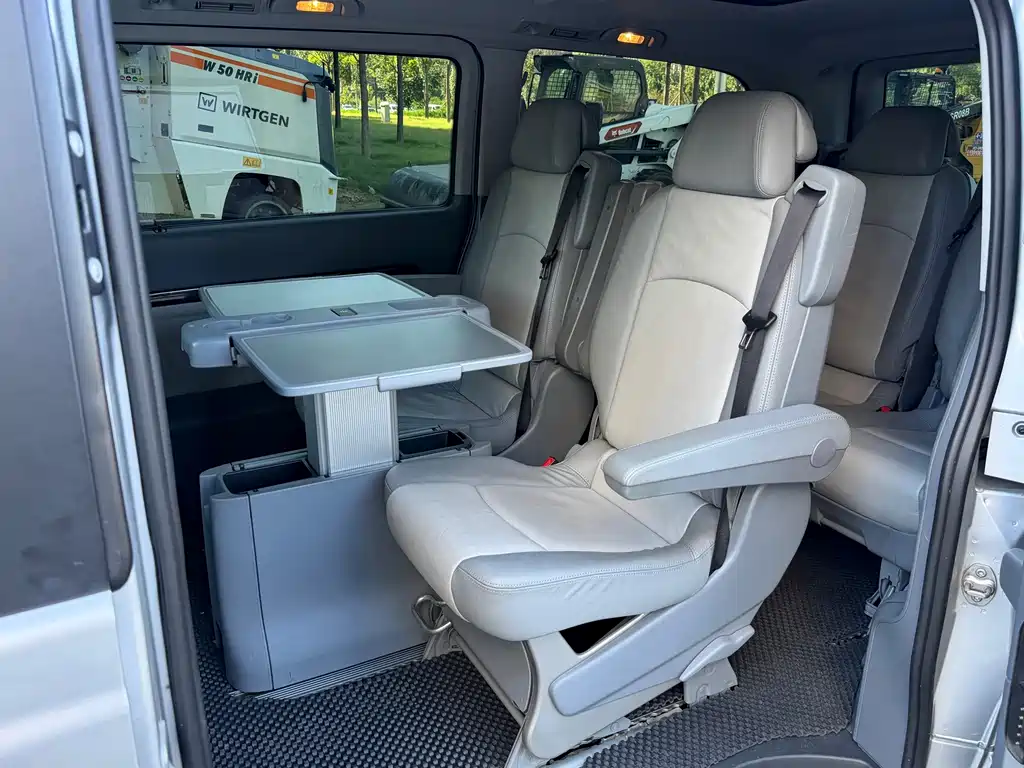 Mercedes-Benz Viano — миниатюра 19