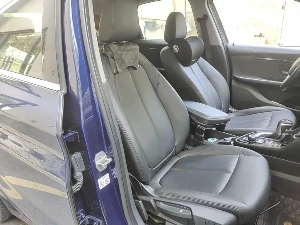 BMW 2 Series Active Tourer — миниатюра 25