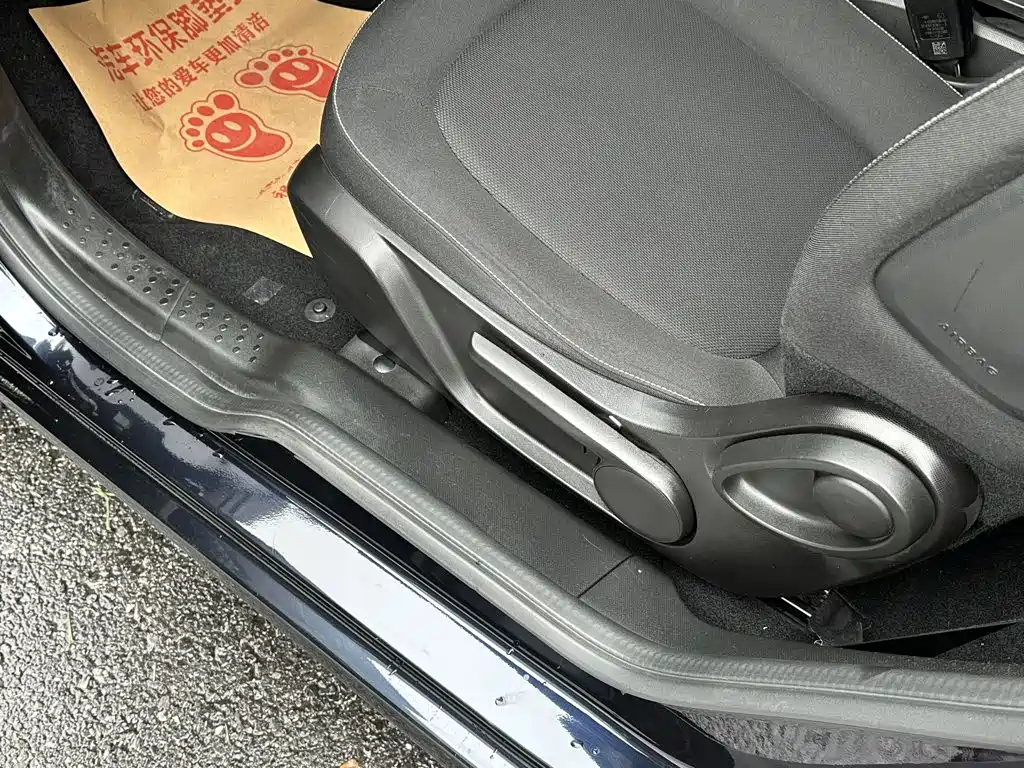 smart Smart Fortwo — миниатюра 18