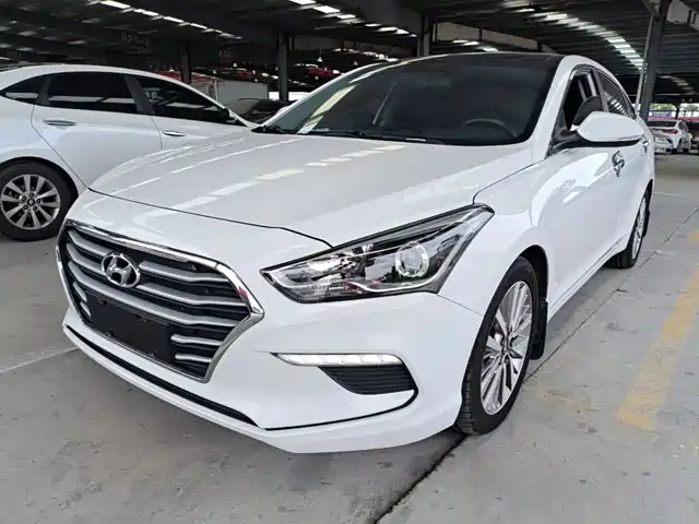 Hyundai MISTRA