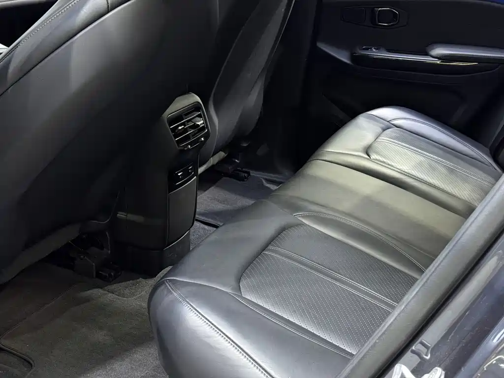 NIO EC6 — миниатюра 23