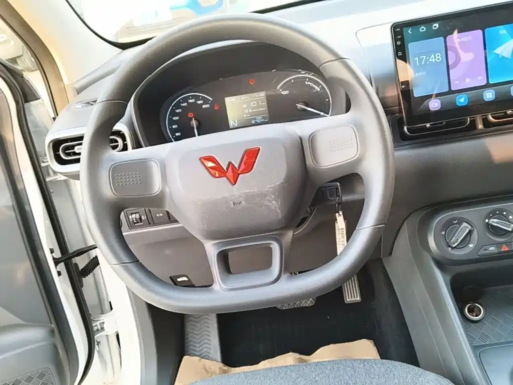 Wuling Hongguang EV — миниатюра 11