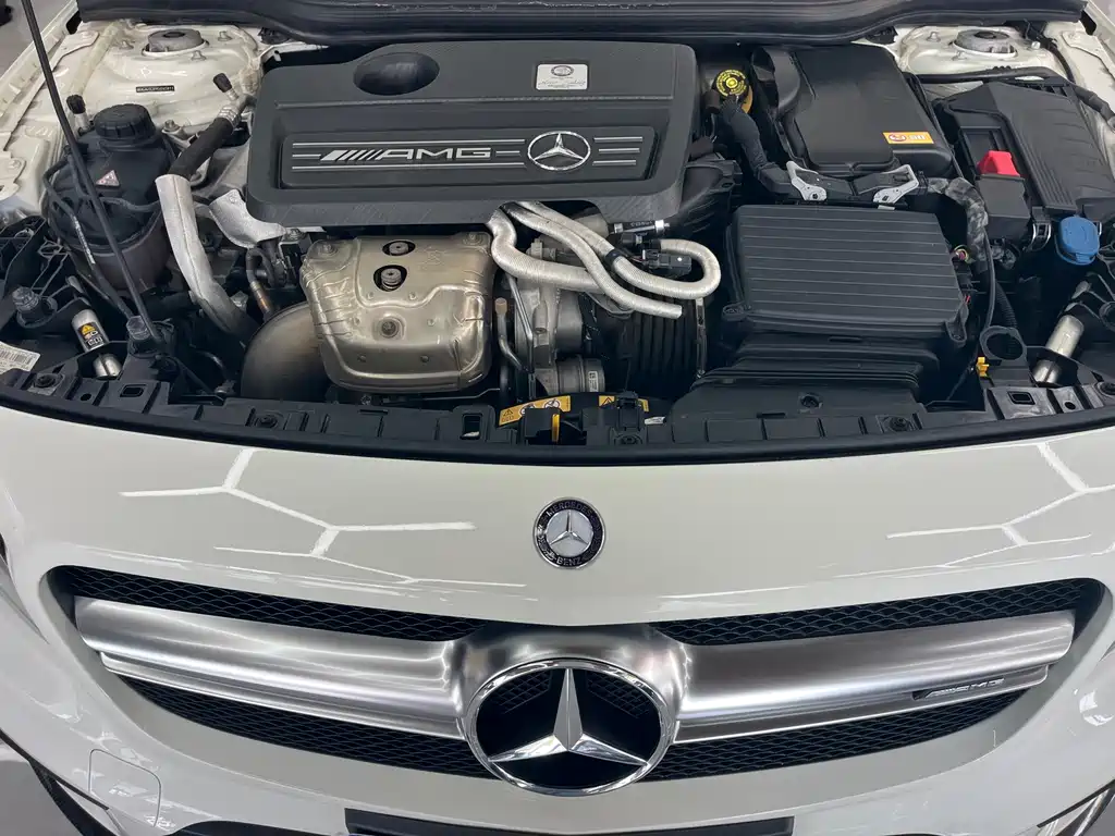 Mercedes-Benz GLA AMG — миниатюра 13