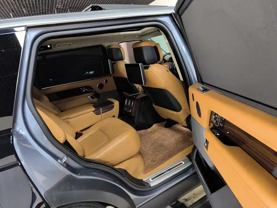 Land Rover Range Rover — миниатюра 15