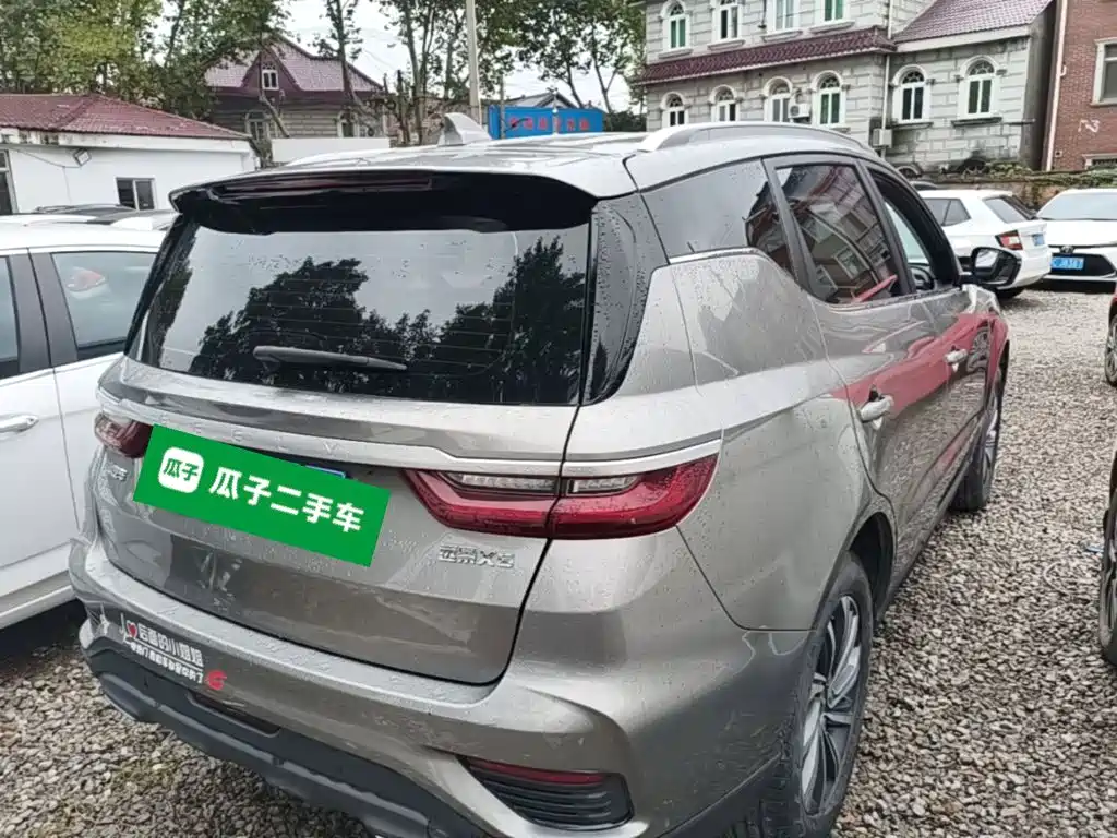 Geely Vision X6 — миниатюра 7