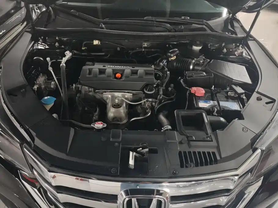 Honda Accord — миниатюра 10