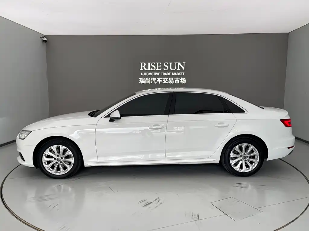 Audi A4L — миниатюра 7