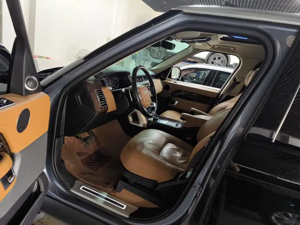 Land Rover Range Rover — миниатюра 8