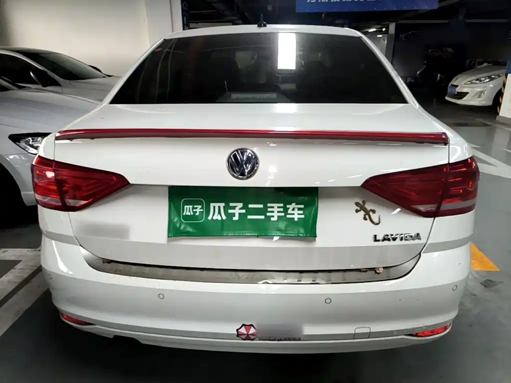 Volkswagen Lavida — миниатюра 6