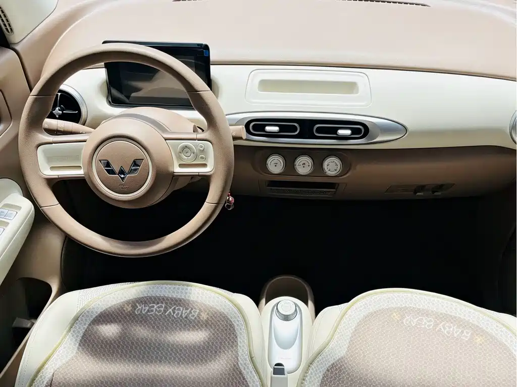 Wuling MINIEV — миниатюра 18