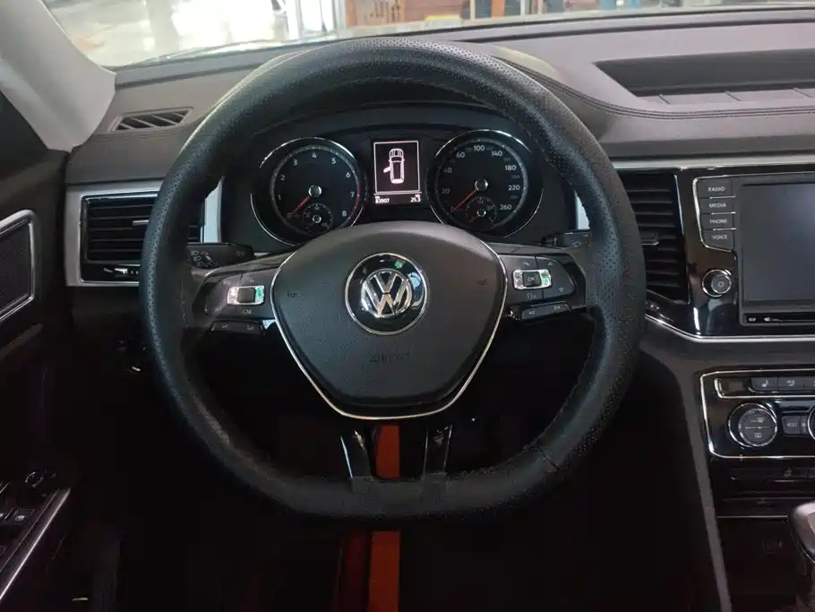 Volkswagen Teramont — миниатюра 15