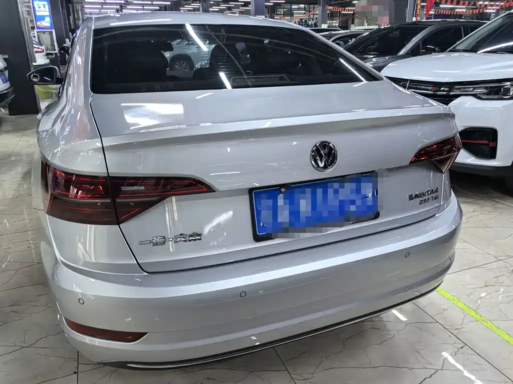 Volkswagen Sagitar — миниатюра 5