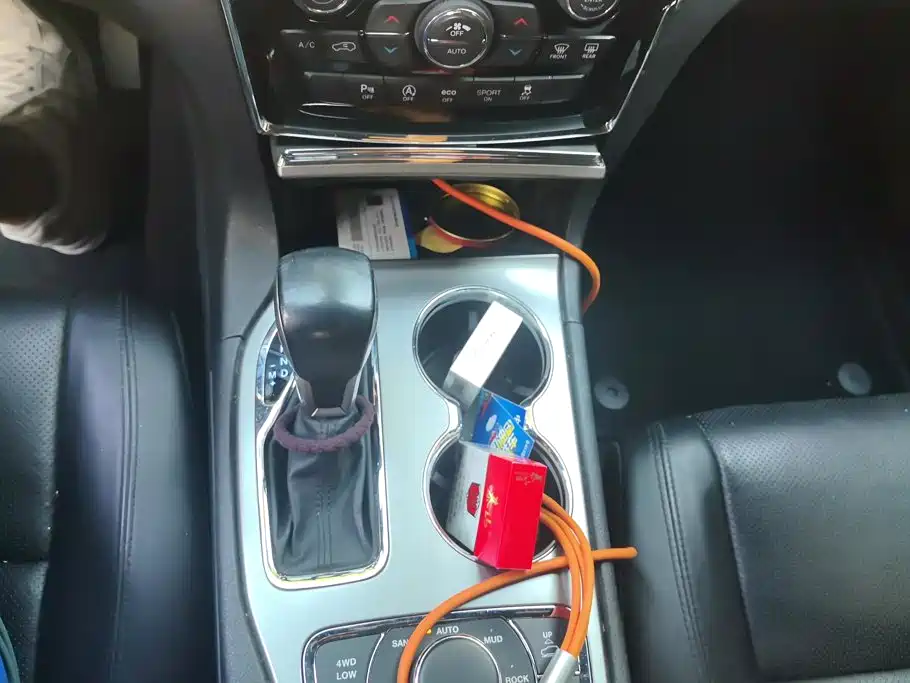 Jeep Grand Cherokee (Import) — миниатюра 16