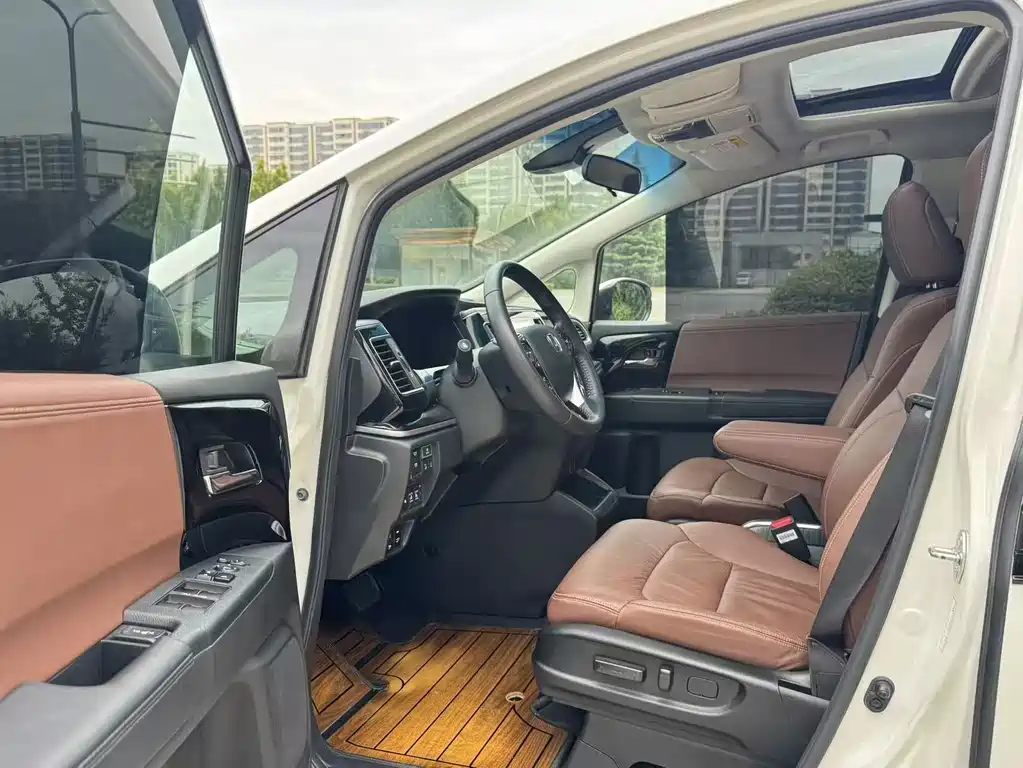 Honda Elysion — миниатюра 4