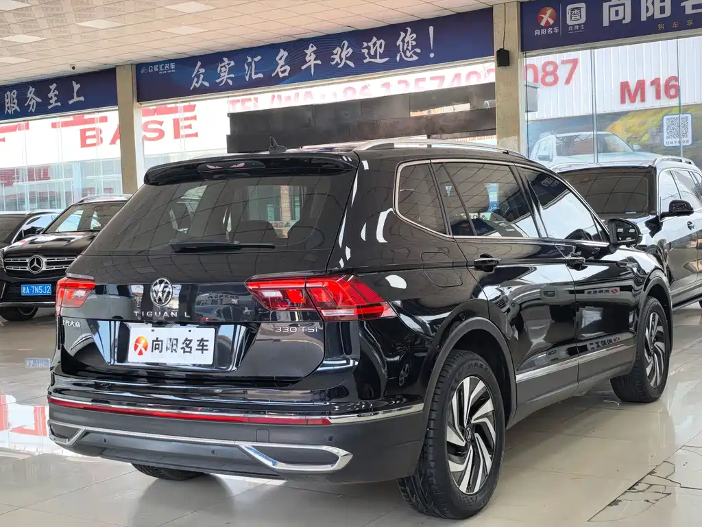 Volkswagen Tiguan L — миниатюра 6