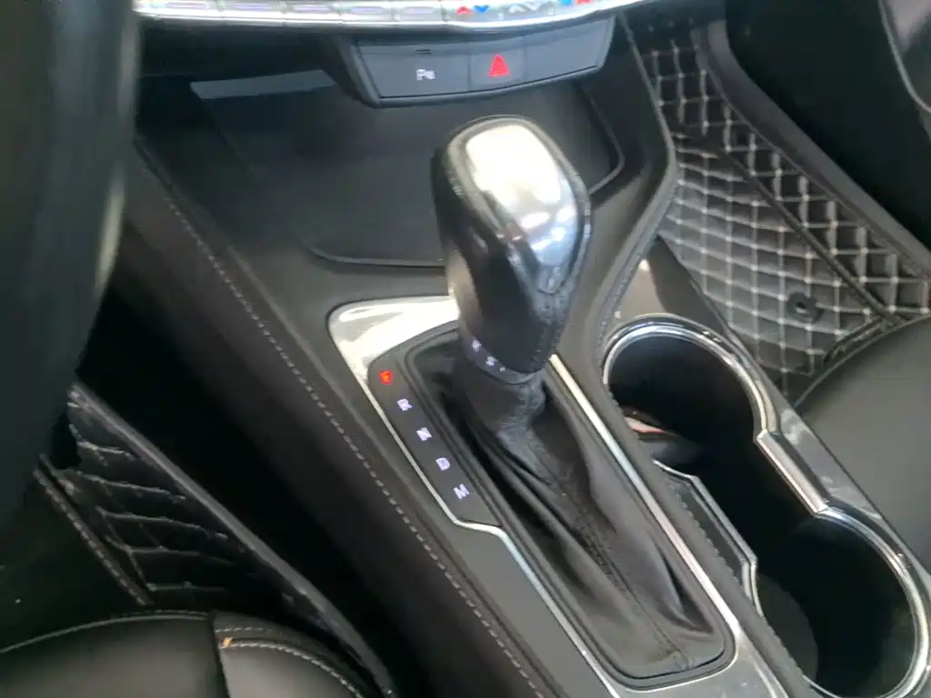Cadillac CT4 — миниатюра 14
