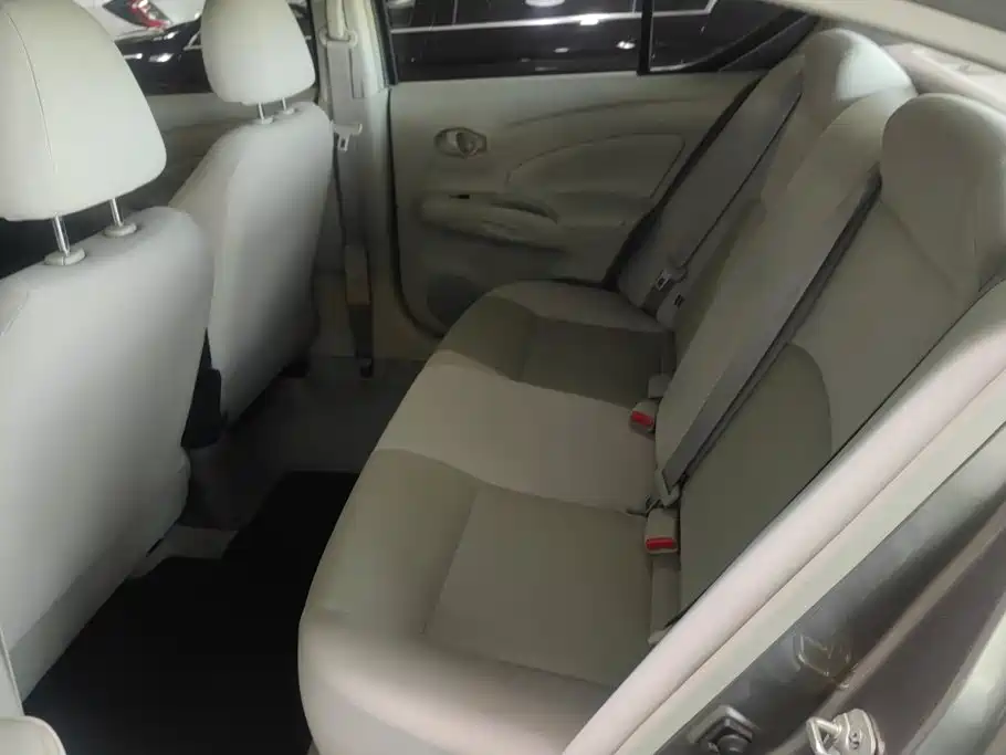 Nissan Sunny — миниатюра 11
