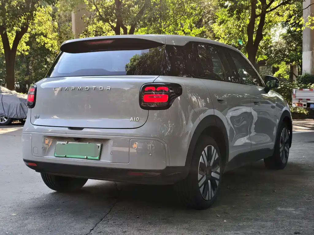 Leapmotor Leapmotor A10 — миниатюра 18