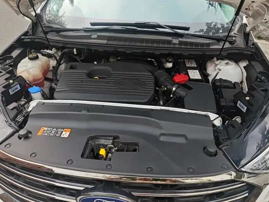 Ford Edge — миниатюра 10