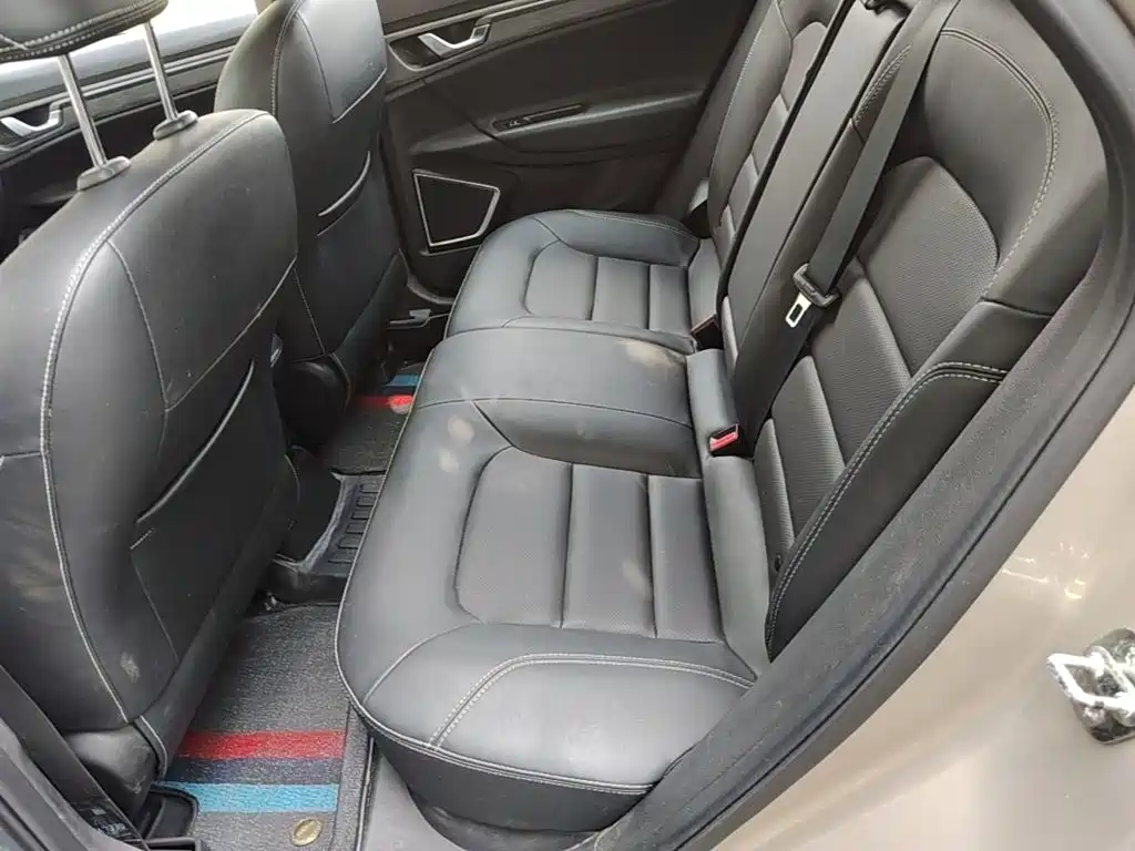 Geely Emgrand GS — миниатюра 17