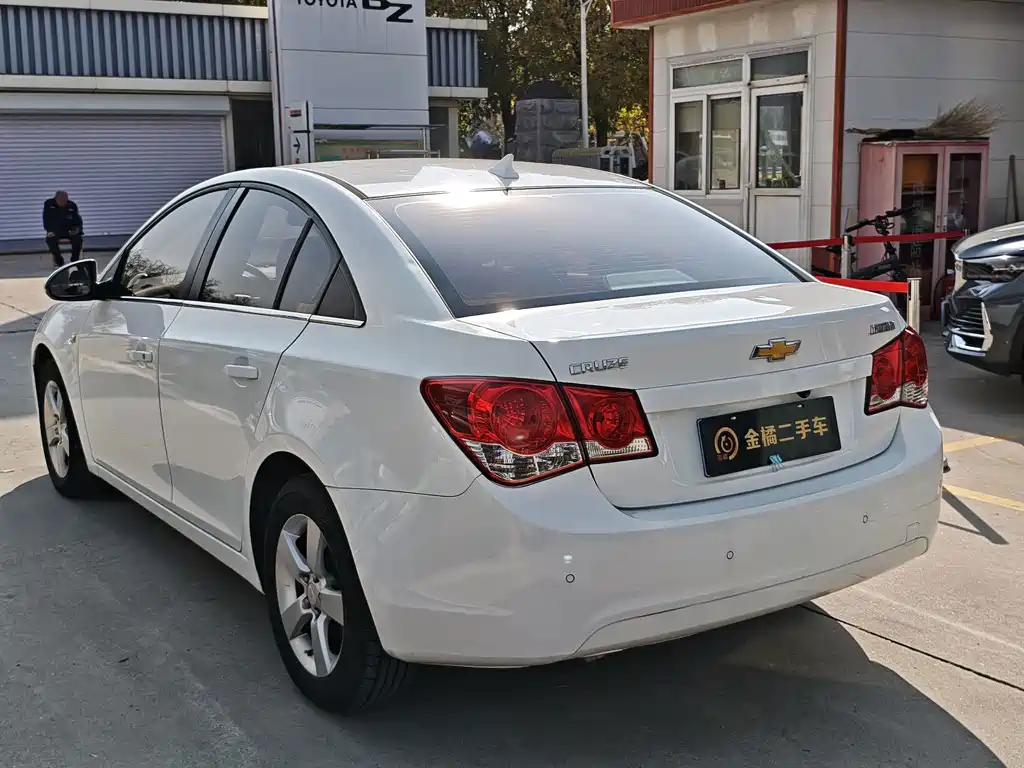Chevrolet Cruze — миниатюра 2