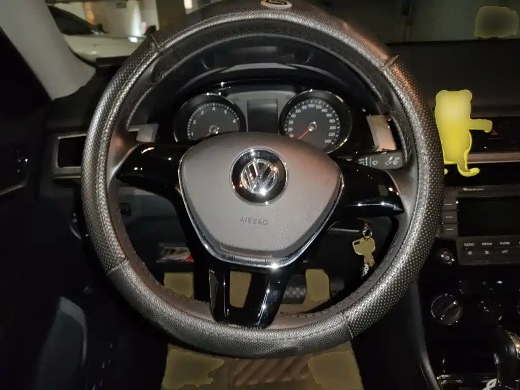 Volkswagen Bora — миниатюра 6