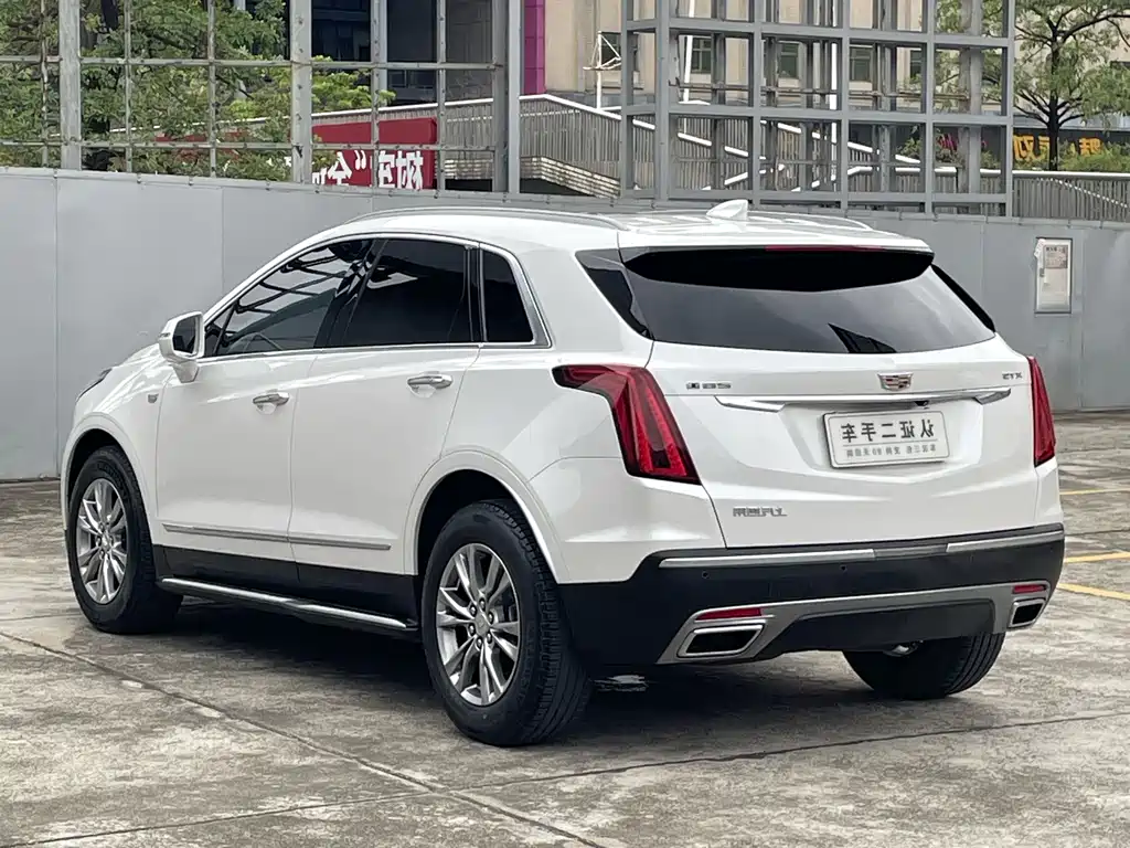Cadillac XT5 — миниатюра 11
