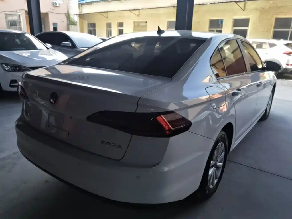 Volkswagen Bora — миниатюра 7