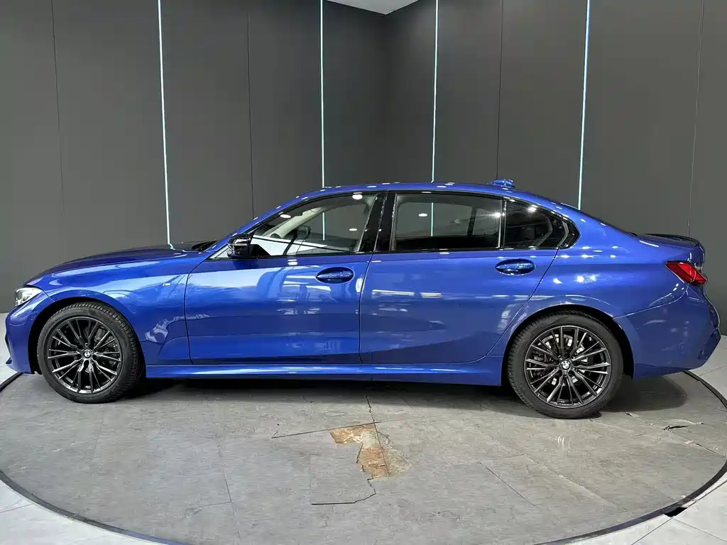 BMW 3 Series — миниатюра 4