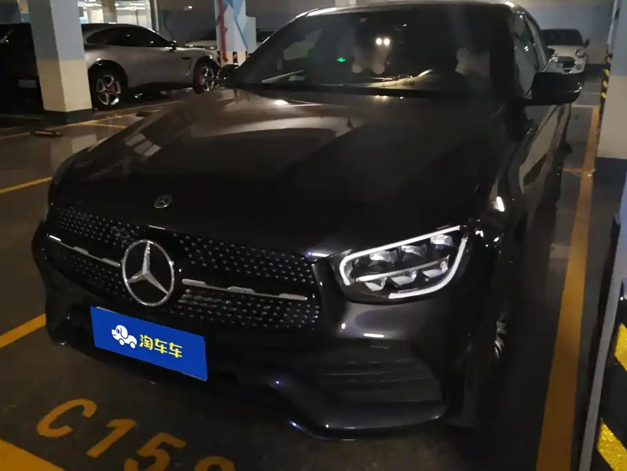 奔驰GLC轿跑 2021款 GLC 260 4MATIC 轿跑SUV 2021