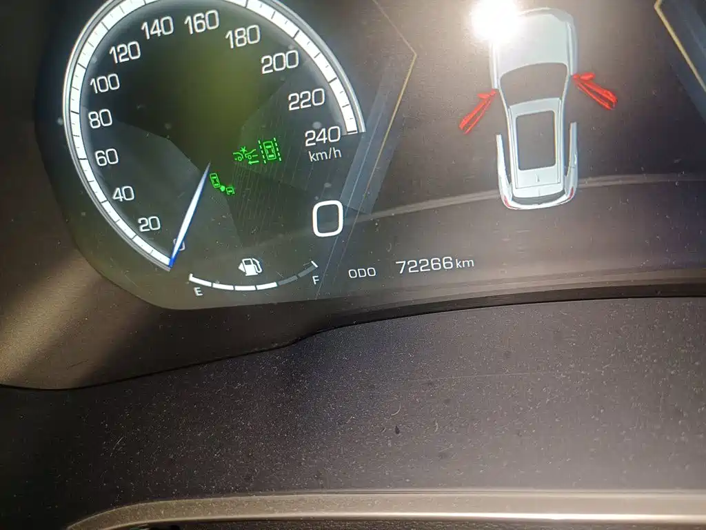 Wey Wey VV6 — миниатюра 8