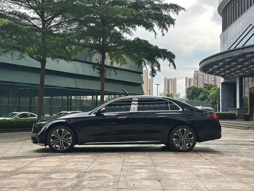 Mercedes-Benz E-Class New Energy — миниатюра 6