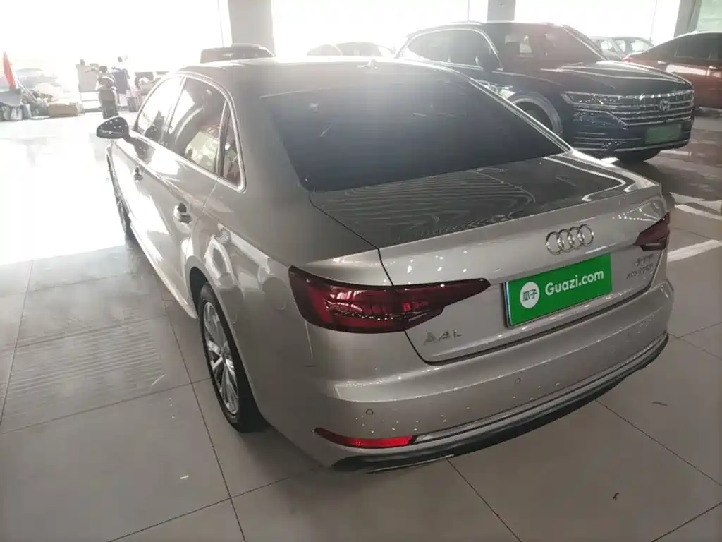 Audi A4L — миниатюра 5